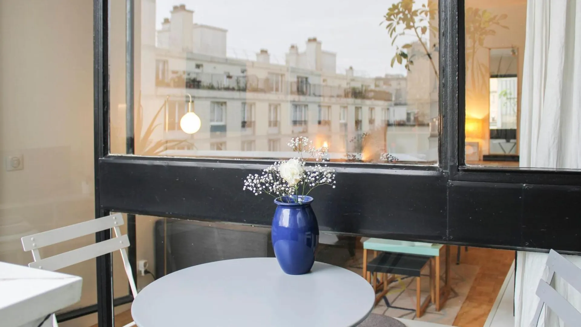 Charming T2 With Balcony Near The Bastille Paris France
