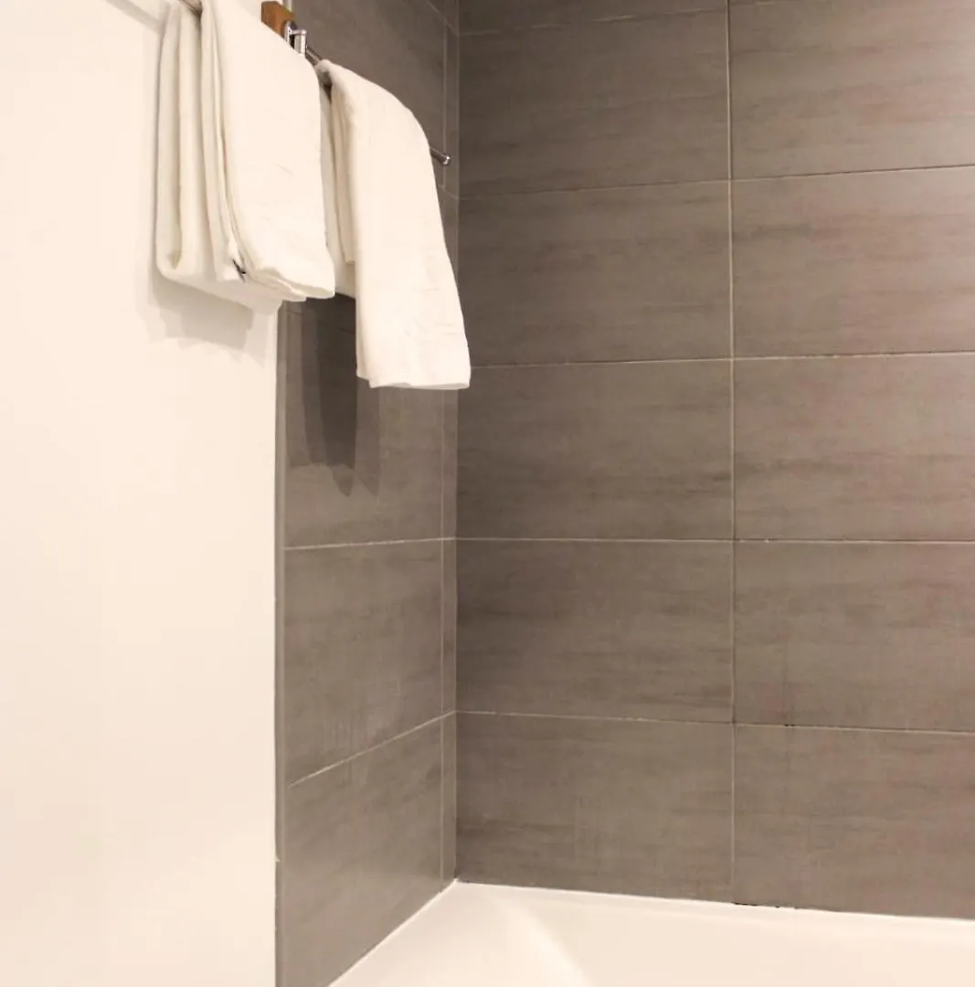 Charming T2 With Balcony Near The Bastille Paris Apartment