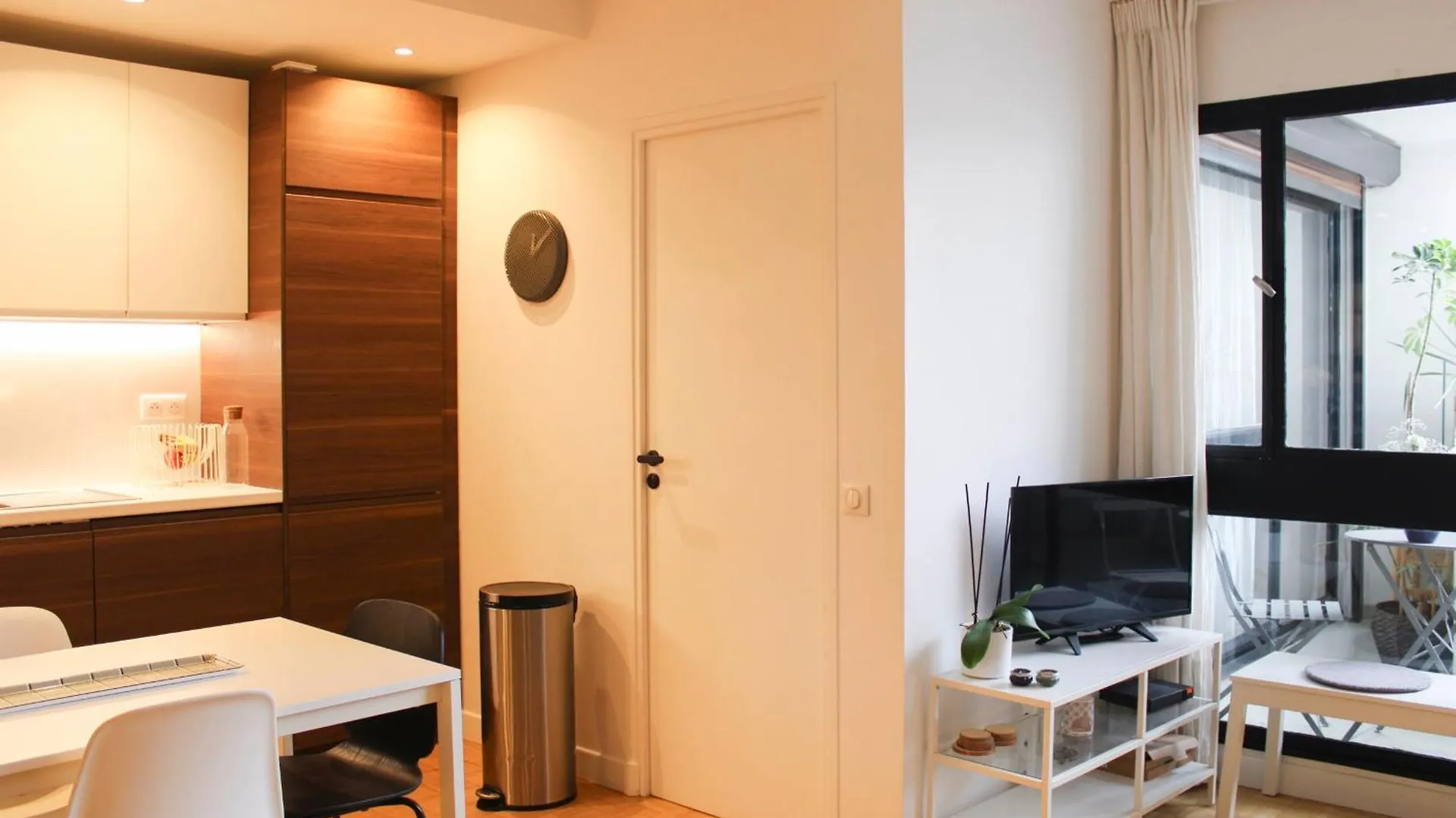 Charming T2 With Balcony Near The Bastille Paris